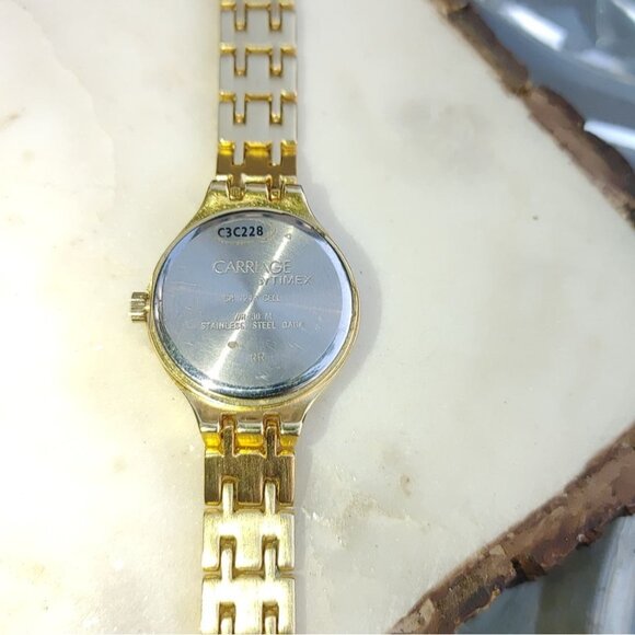 Timex Bracelet Watch Indiglo Vintage Carriage Quartz Gold Tone Links Adjustable - Picture 13 of 14
